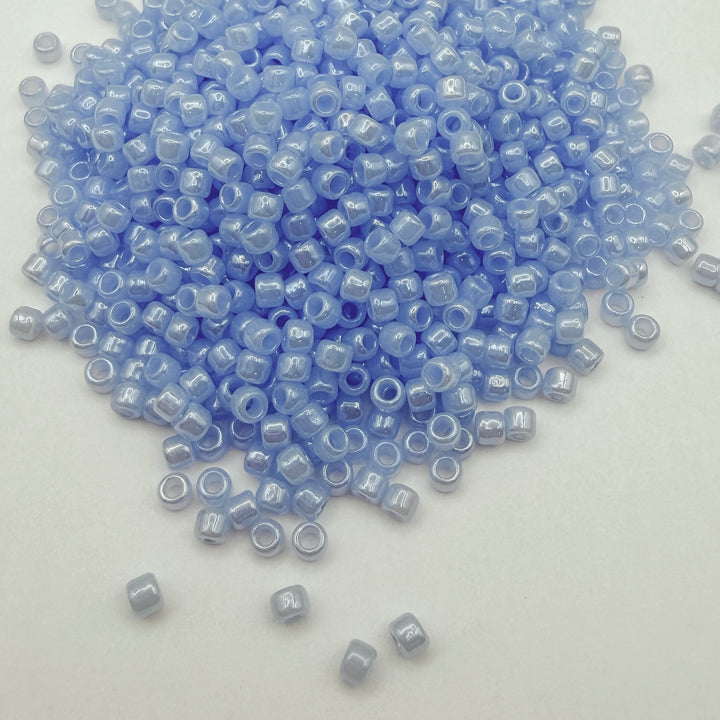 TOHO Round Seed Beads 8/10