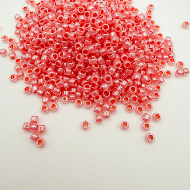 TOHO Round Seed Beads 8/10