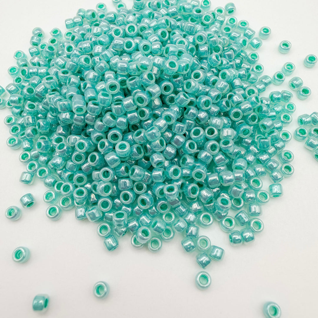 TOHO Round Seed Beads 8/10