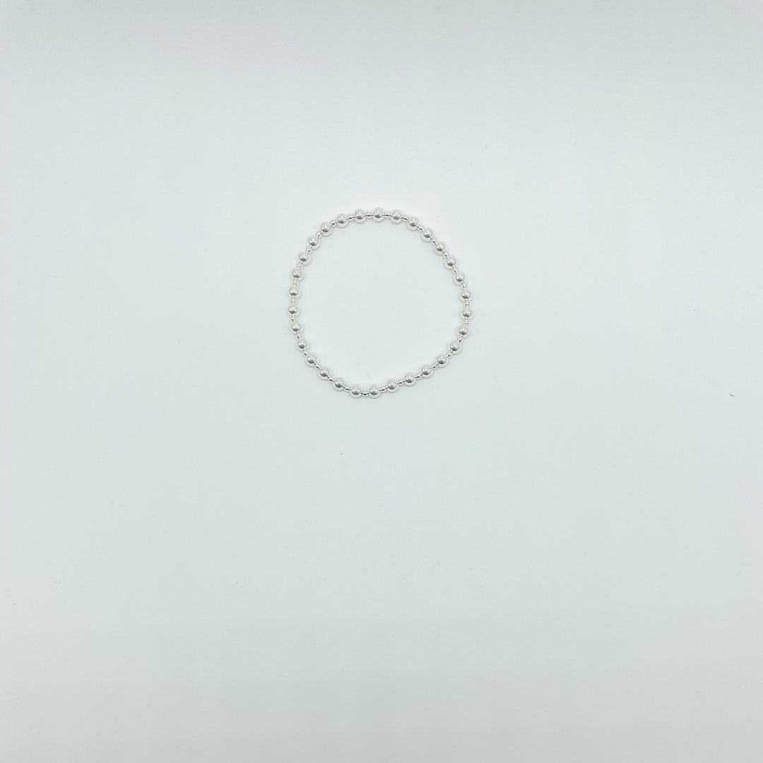 Alternating Bead Size Bracelet