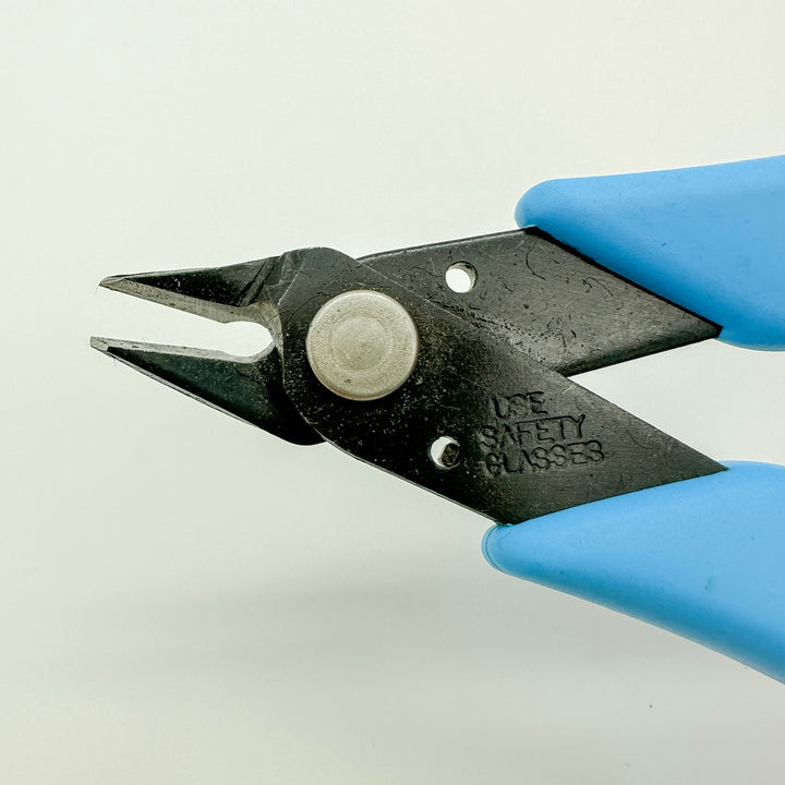 Micro-Shear® Flush Cutter / permanent jewelry supplies / permanent jewelry cutters / permanent jewelry tools / xuron cutters