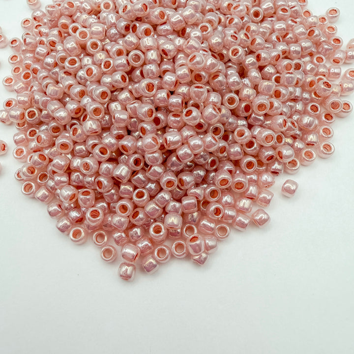 TOHO Round Seed Beads 8/10
