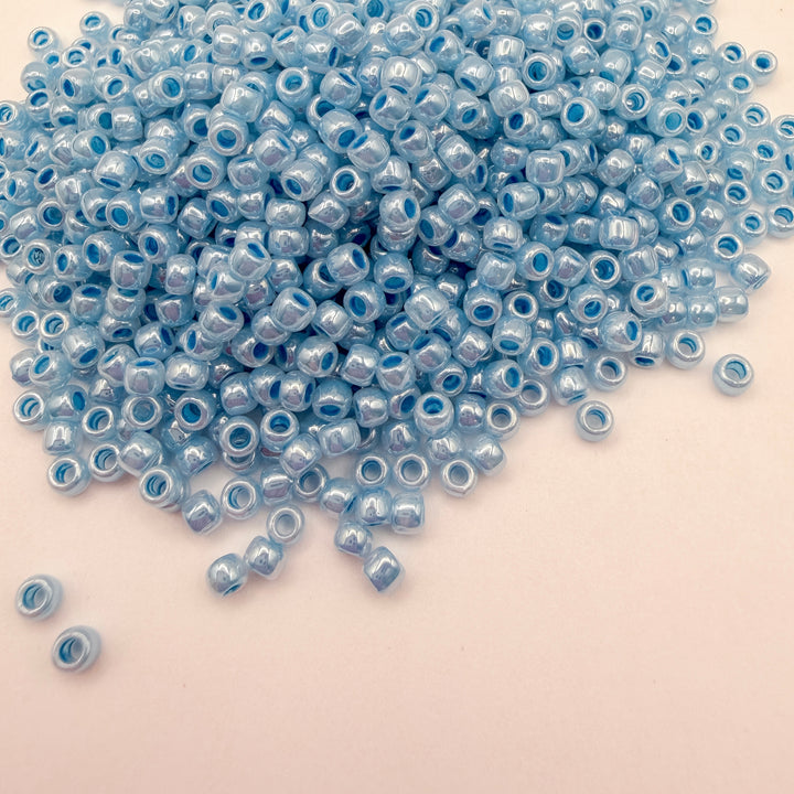 TOHO Round Seed Beads 8/10