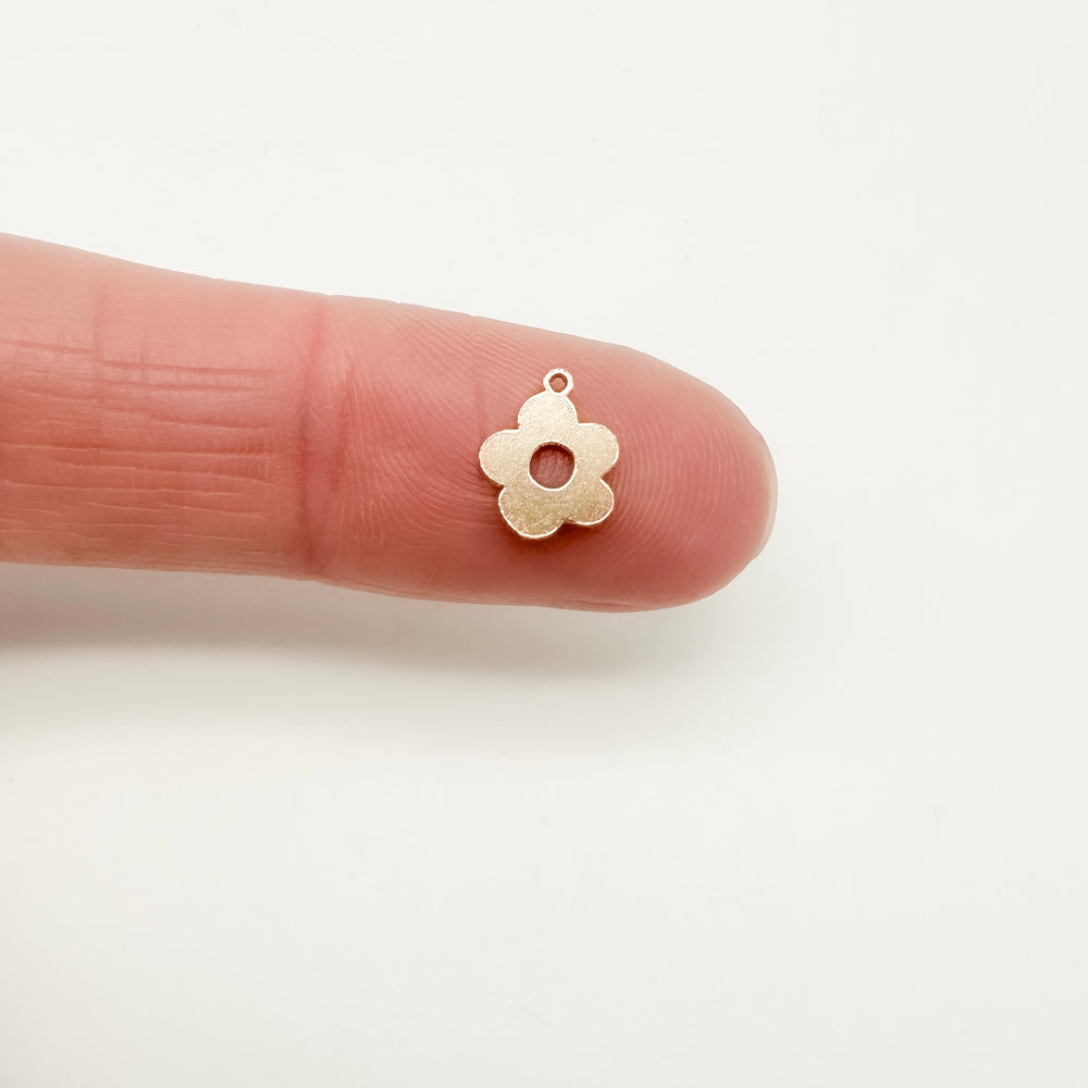 gold filled flower connector, gold filled daisy connector, gold filled connectors, permanent jewelry connectors, flower connector, essbe jewelry supply