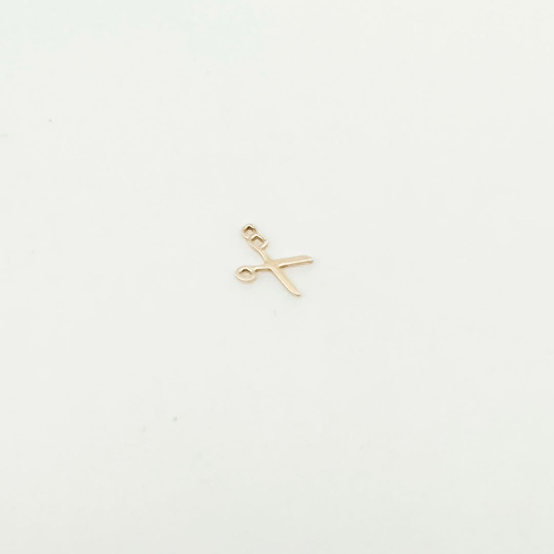 gold filled scissors connector, gold filled connectors, permanent jewelry connectors, essbe jewelry supply, permanent jewelry supplier, scissors charm, scissors connector, sterling silver scissors charm