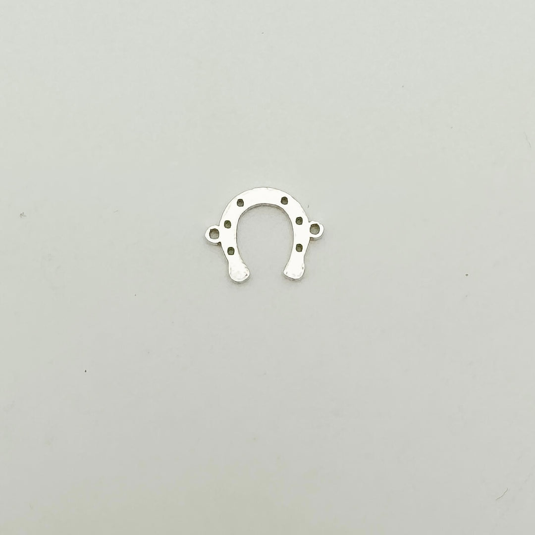 gold filled horseshoe connector, gold filled connectors, permanent jewelry connectors, essbe jewelry supply, permanent jewelry supplier